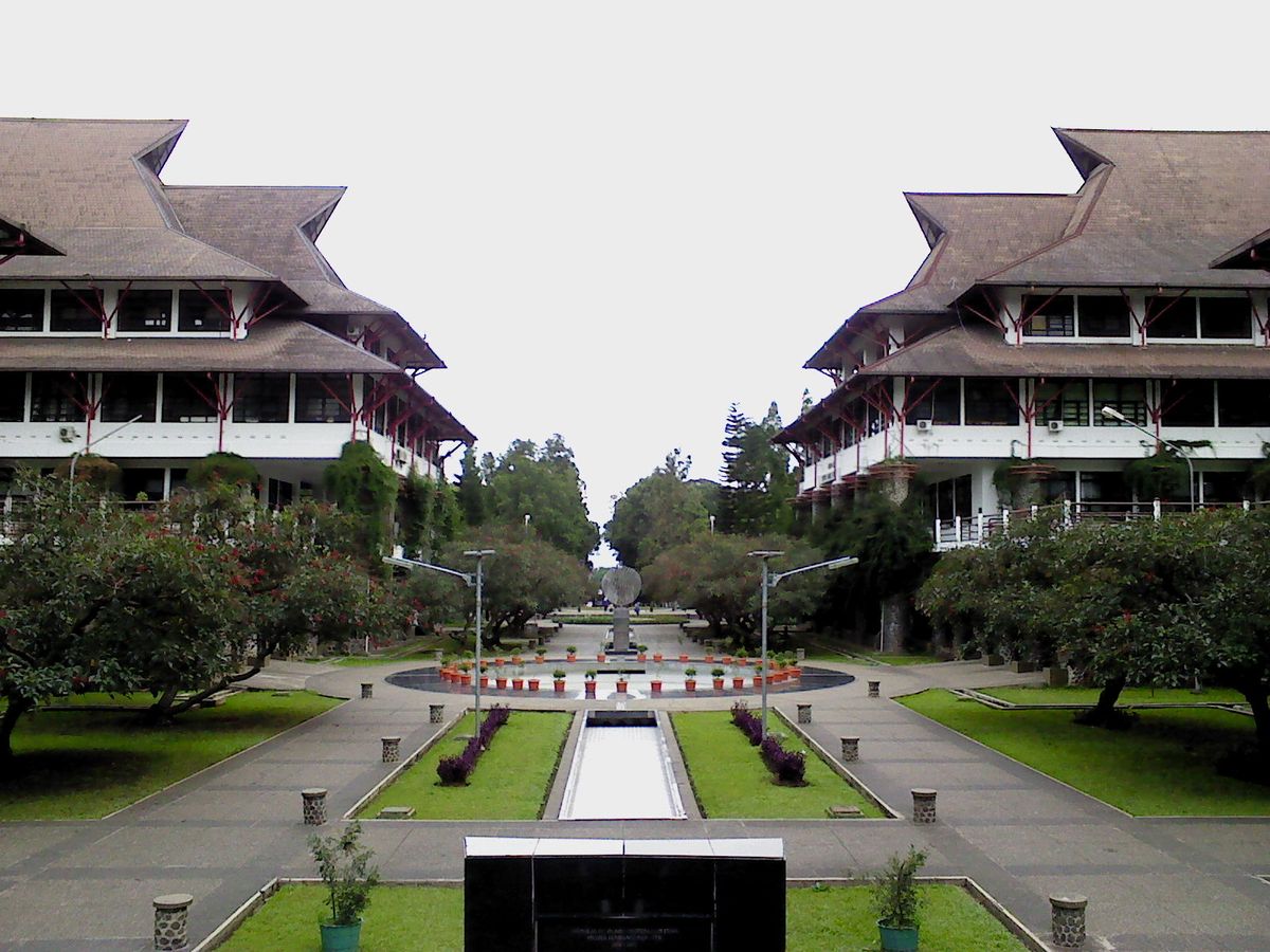 Perbandingan Passing Grade SNBT ITB di Setiap Fakultas: Mana yang Paling Kompetitif?