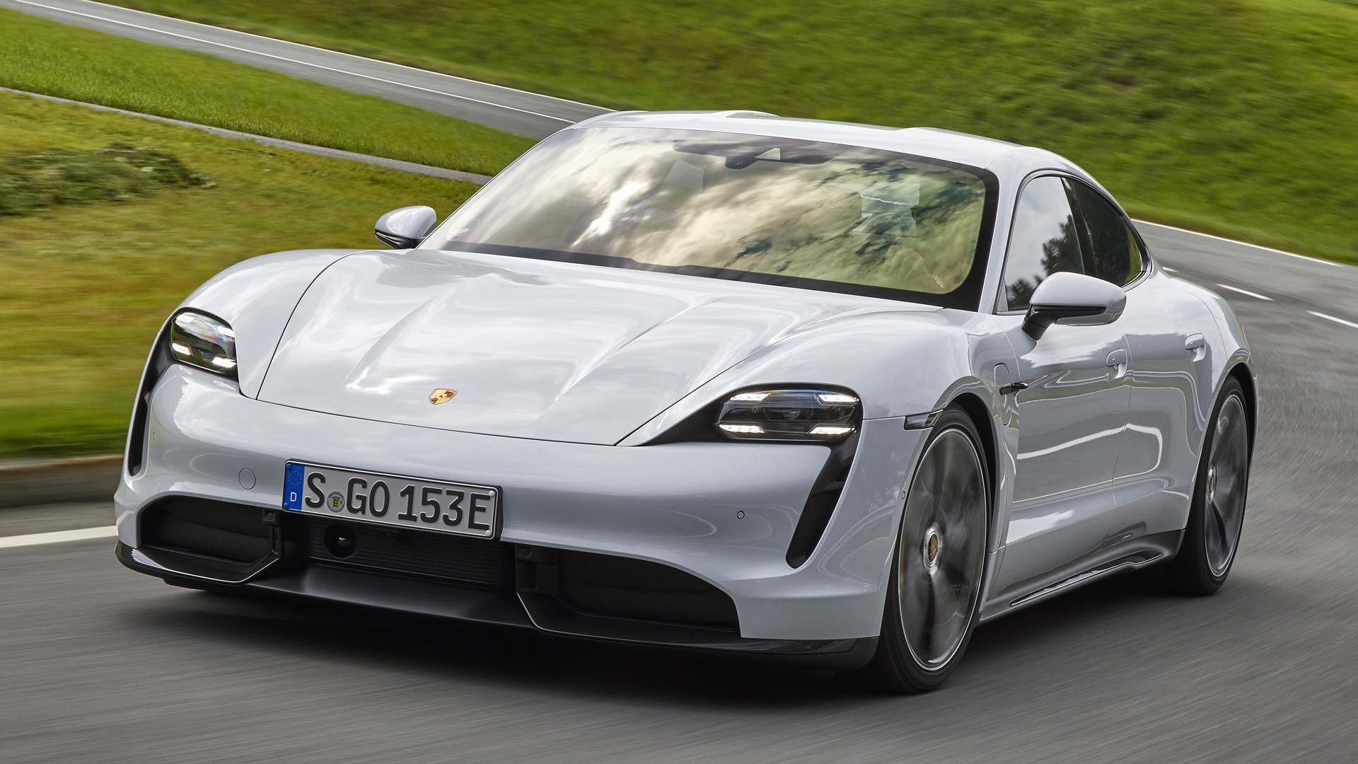 Integrasi Sistem Diagnosa Kendaraan pada Antarmuka Porsche